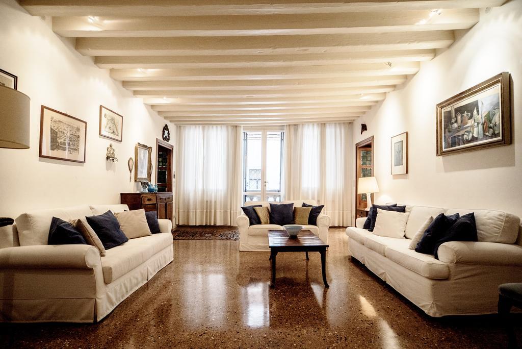 Accademia Terrazza Apartman Velence Kültér fotó