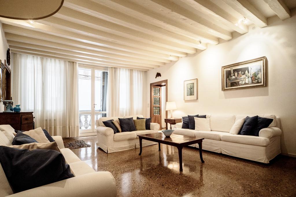 Accademia Terrazza Apartman Velence Kültér fotó