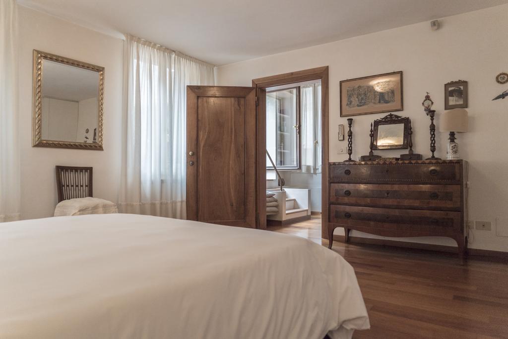Accademia Terrazza Apartman Velence Kültér fotó