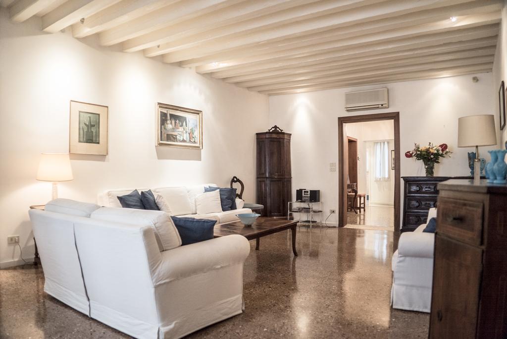 Accademia Terrazza Apartman Velence Kültér fotó