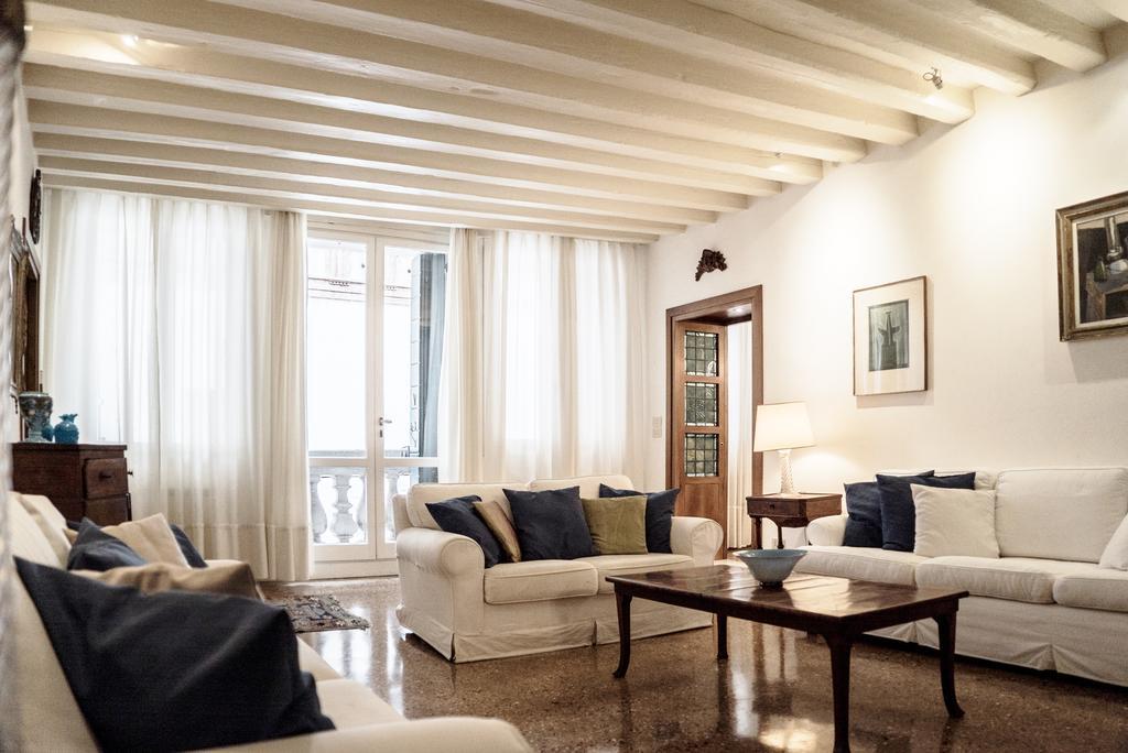 Accademia Terrazza Apartman Velence Kültér fotó