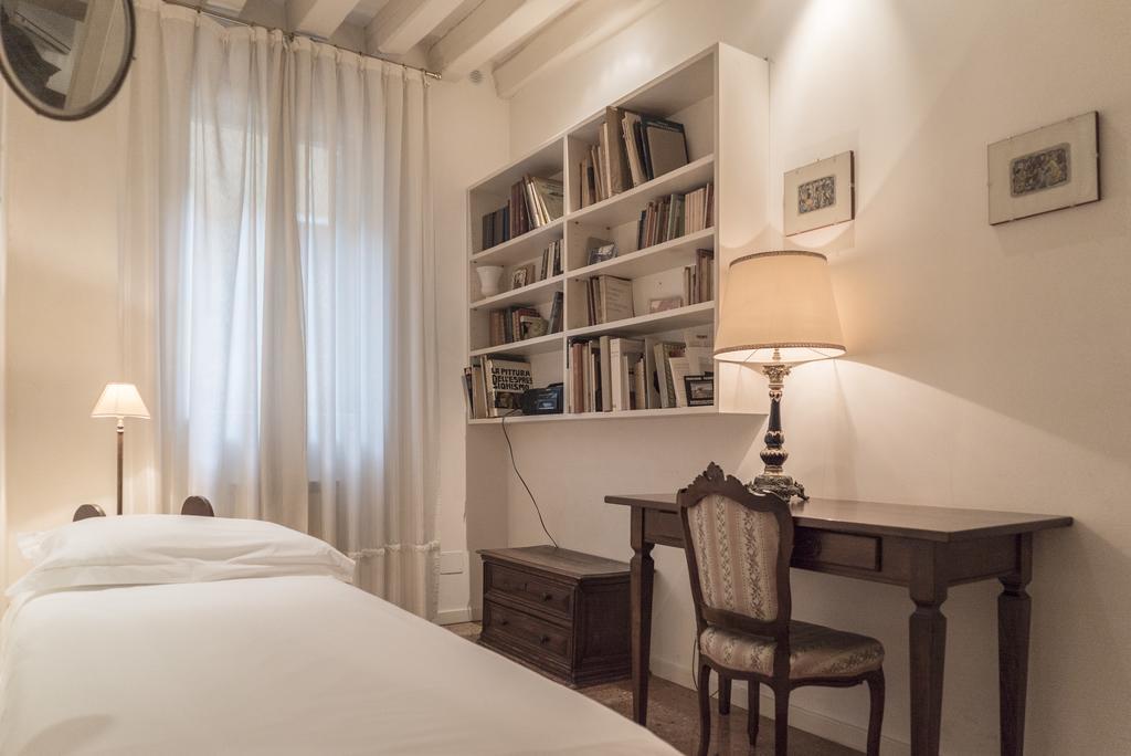 Accademia Terrazza Apartman Velence Kültér fotó