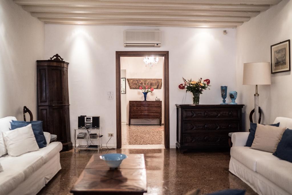 Accademia Terrazza Apartman Velence Kültér fotó